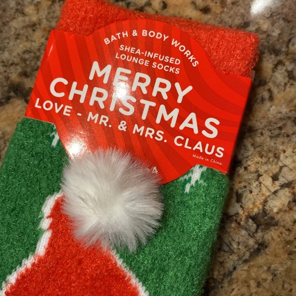 BBW Shea-Infused Lounge Socks, titled: Merry Christmas Love, Mr & Mrs Claus, NWT - Picture 3 of 6
